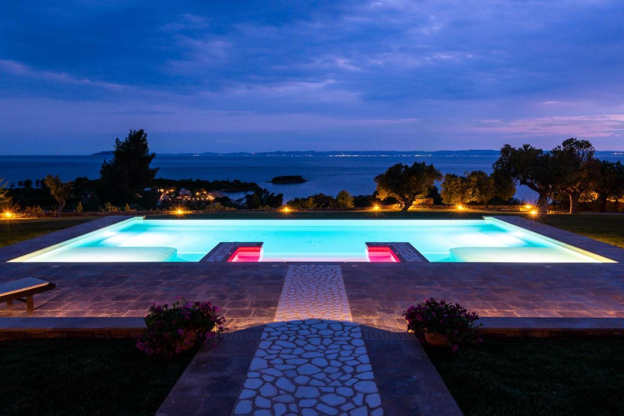 Sithonian Blue Royal Villa Nikíti Kültér fotó